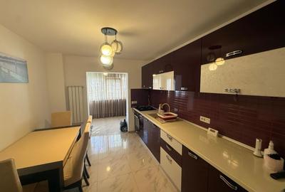 Apartament cu 3 camere decomandat în Anda - 2