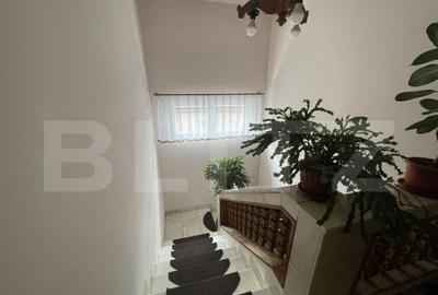 Casă cu 5 camere cu Teren 287 Mp în Semicentral - 2