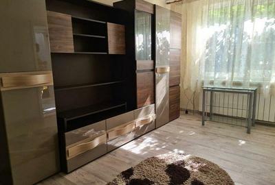 De inchiriat - casa P+1E+M - zona Port, langa liceul de M... - 2