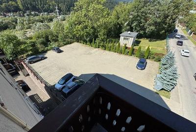 Apartament cu 2 camere decomandat în Poiana - 1