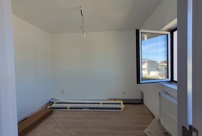 Triplex  P+1E+Mansarda finsata, zona scolii Independentei-Bragadiru! - 17