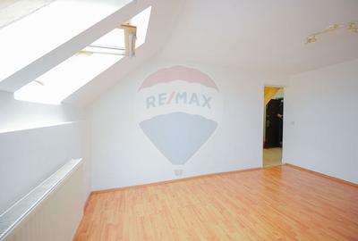 Garsonieră decomandată în Nufărul - 11