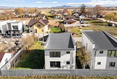 Comision 0 - Casa cu 4 camere in stil mediteran Sanpetru Brasov - 5