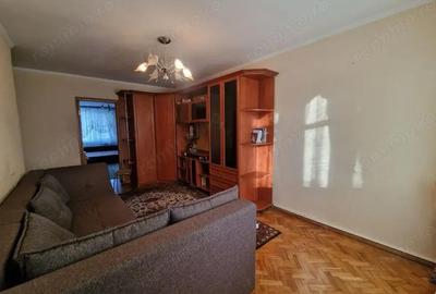 Apartament cu 2 camere în Complex Studențesc