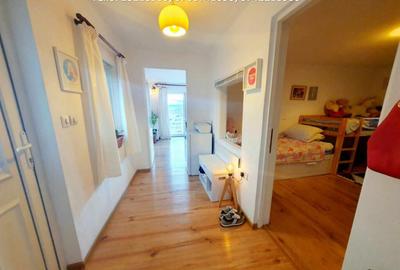 Inchiriere casa cocheta, situata in Tetila (Curti?oara Go - 16