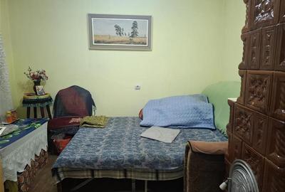 Casă individuală cu 3 camere cu Canalizare în Central - 4