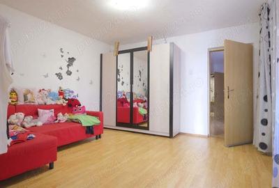 Pod Constanta - Bucurestii Noi, casa exceptionala, constructie 2000 plus 220 mp. teren - 1