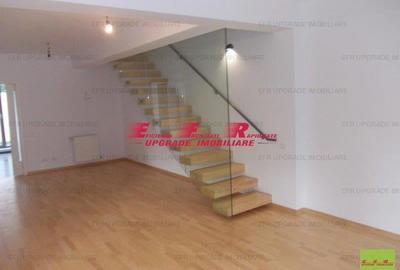 Apartament duplex 4 camere de vanzare de lux in bloc nou zona Capitale