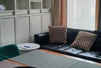 Apartament cu 3 camere decomandat în 15 Noiembrie - 3