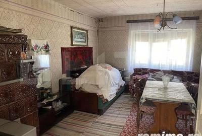 Casă cu 3 camere cu Teren 700 Mp în Central