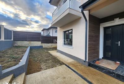 Casă cu 4 camere cu Teren 440 Mp în Miroslava - 2