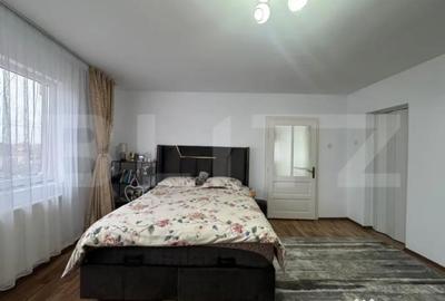 Casă cu 5 camere cu Teren 250 Mp în Central - 2