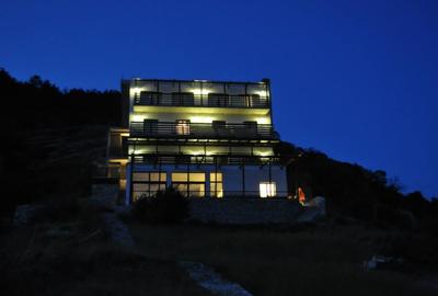 Pensiune + casă de oaspeți, Clisura Dunării, Șvinița - 8