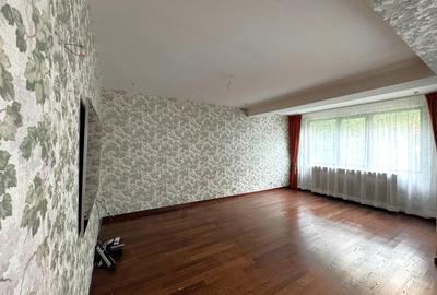 Casă cu 6 camere cu Canalizare în Iancu Nicolae - 4