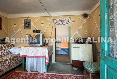 Casă cu 4 camere în Șoimuș - 8