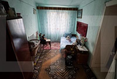 Casa 4 camere cu teren de 3892 mp - 3