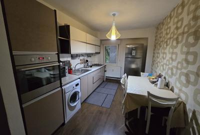 Apartament cu 3 camere decomandat în Sebastian - 5