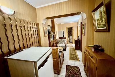 Apartament cu 3 camere decomandat în Central - 4