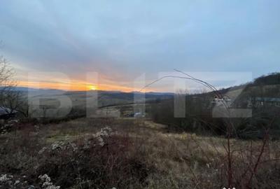 Teren de 2200 mp, în Central - 4