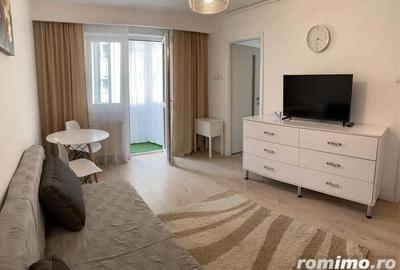 Garsoniera de inchiriat in zona 1 Mai - 3