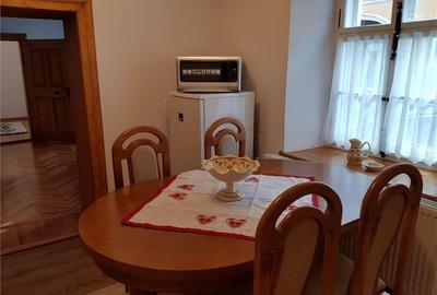 Oportunitate Imobiliara ?n Inima Sibiului: Apartament Clasic cu 2 Camere Oportunitate Imobiliara ?n Inima Sibiului: Apartament Clasic cu 2 Camere - 2