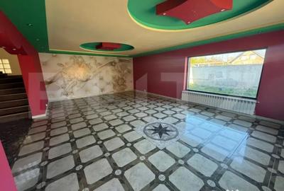 Casă cu 7 camere cu Teren 1000 Mp în Central - 4
