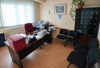 Spațiu comercial, de 125.5 mp, în Semicentral - 5