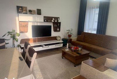 Apartament cu 3 camere decomandat în Ulmi - 10