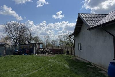 Casă cu 4 camere în Grajduri - 2