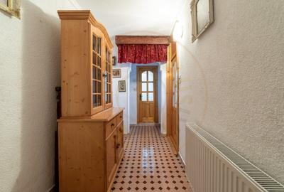 Apartament 3 camere - Topoloveni, Central - 11