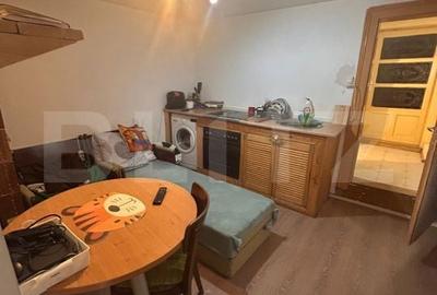 Casă cu 4 camere cu Teren 370 Mp în Central - 2