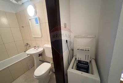 Apartament cu 2 camere semidecomandat, mobilat în Central - 10
