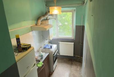 Apartament cu 3 camere semidecomandat în Cornișa - 4