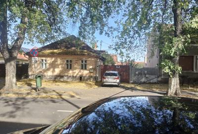 ULTRACENTRAL ORADEA - casa de vanzare - 1