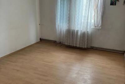 Apartament cu 3 camere decomandat în Sebastian - 6