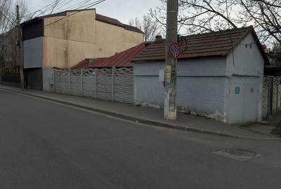 Casă cu 4 camere cu Teren 198 Mp în Central