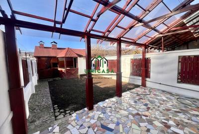 Casă individuală cu 4 camere cu Canalizare în Vlădești - 2