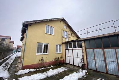 Casă cu 6 camere cu Canalizare în Giroc - 2