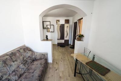 Apartament cu 2 camere decomandat, mobilat în Rovine - 8