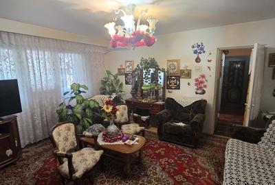 Apartament cu 3 camere semidecomandat în Zimbru - 12