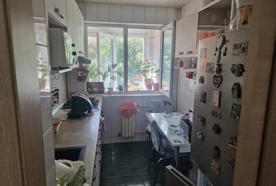 Berceni - Emil Racovita - 3 Camere - Mobilat si Utilat - Parcare - Boxa - 4