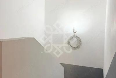 Casă cu Canalizare în Central - 35