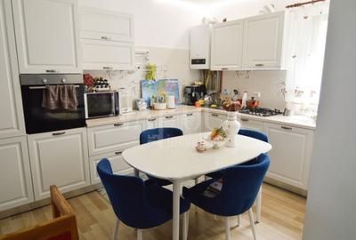 Apartament cu 4 camere semidecomandat în Florești - 4