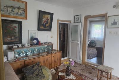 Casă cu 4 camere în Central - 5