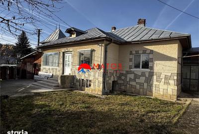 Casă cu 6 camere decomandat cu Teren 379 Mp în Sud - 20