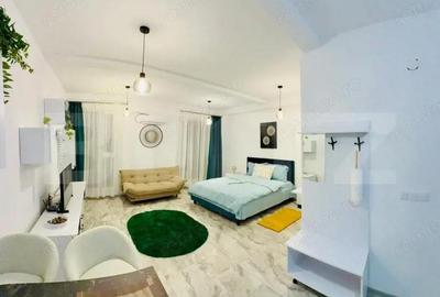 Garsonieră decomandată în Central - 1