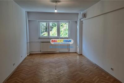 Inchiriere apartament 4 camere decomandat spatios ULTRACENTRAL Inchiriere apartament 4 camere decomandat spatios ULTRACENTRAL - 1