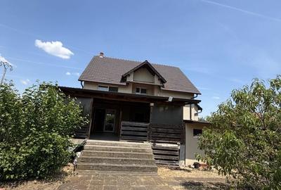 Casă cu 6 camere cu Teren 1000 Mp în Ghiroda - 2
