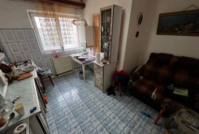 Apartament cu 2 camere decomandat în Central - 4