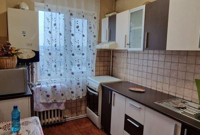 Apartament cu 2 camere decomandat în Piața Centrală - 1